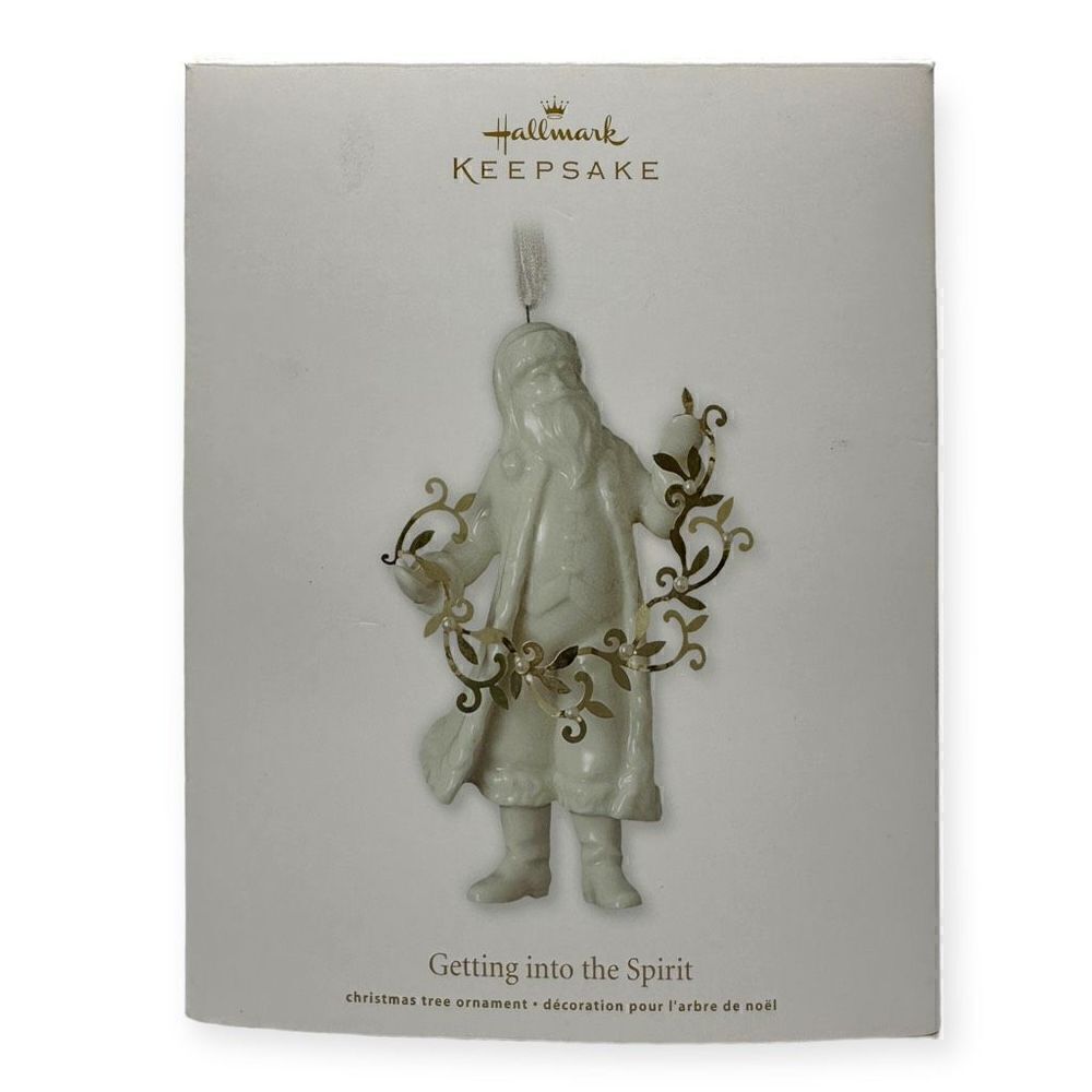Hallmark Keepsake Ornament Getting into the Spirit 2011 QXG3587 with box
